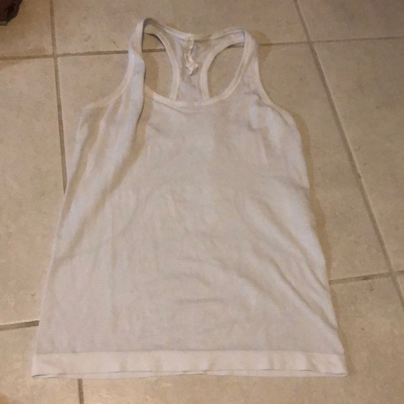 Lululemon Racerback tank top -white. Size 6 - Picture 1 of 5